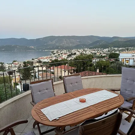 Panorama Stone Villa *