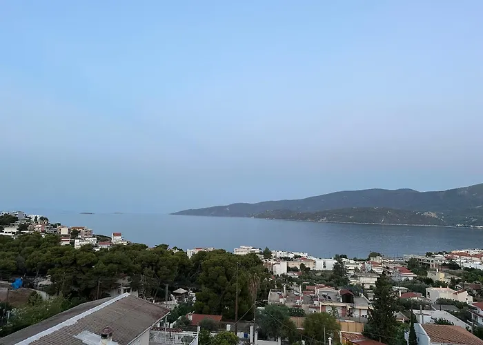 Panorama Stone لوترا أوراياس إلينيس