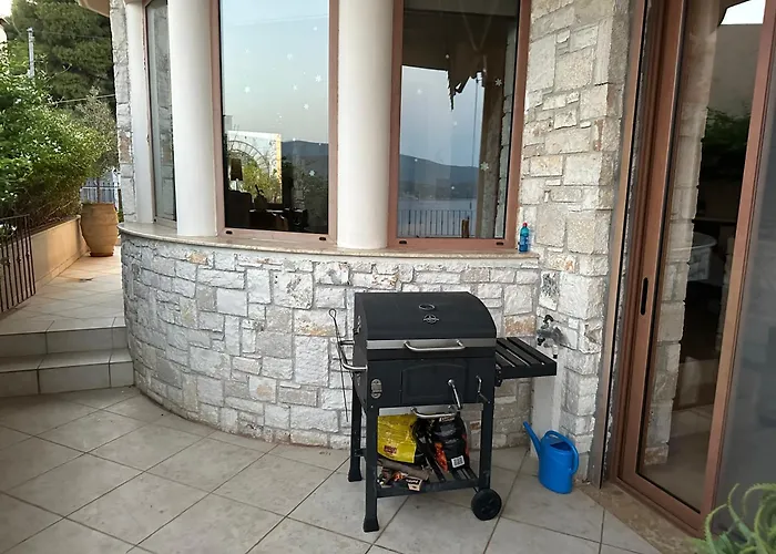 Panorama Stone * لوترا أوراياس إلينيس